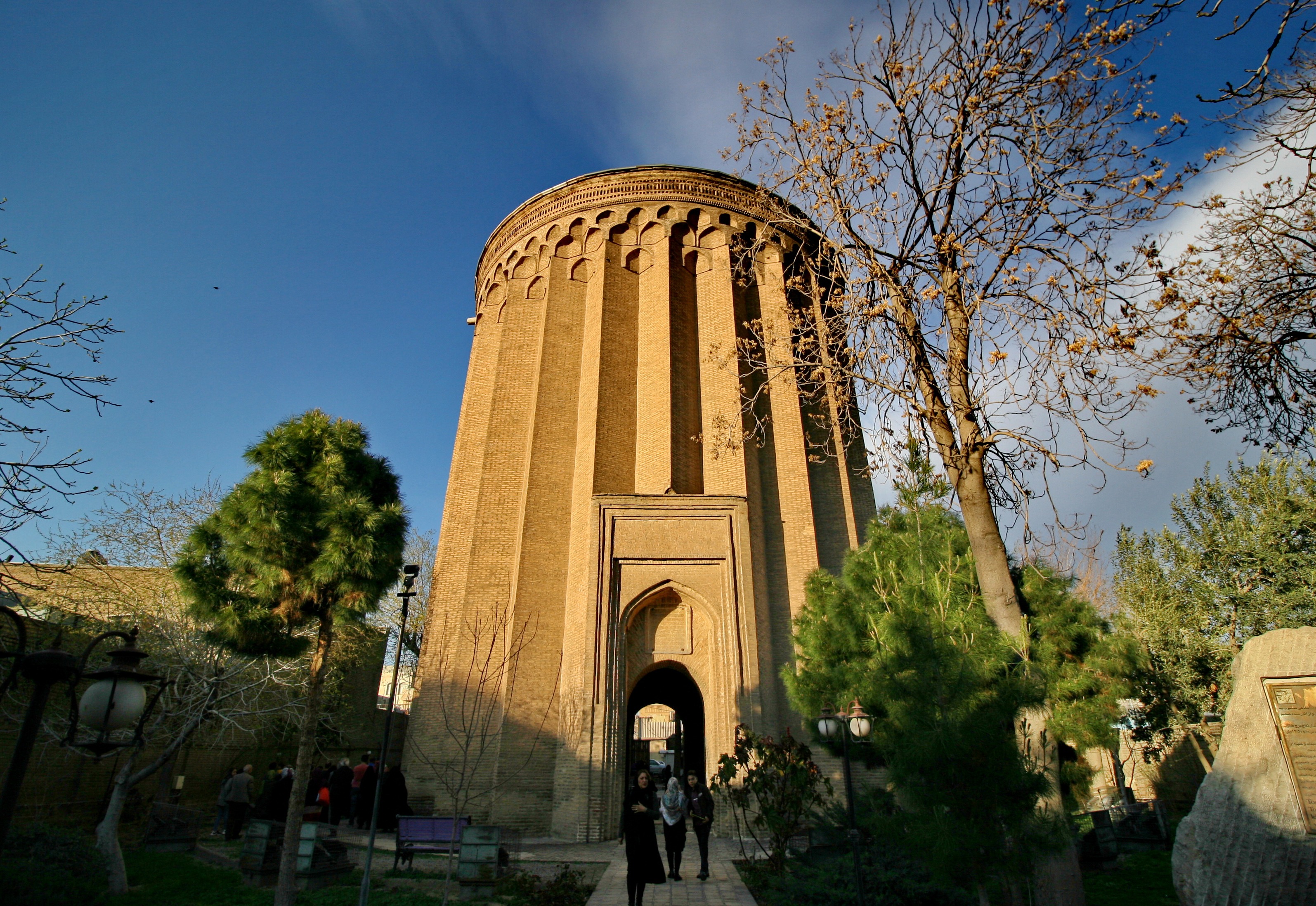 برج طغرل