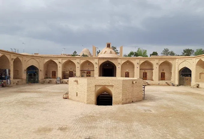 کاروانسرای شاه عباسی یزد