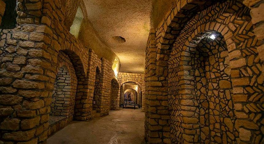 شهر زیرزمینی کاریز 