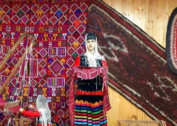 موزه مردم شناسی و صنایع دستی قاسم آباد 