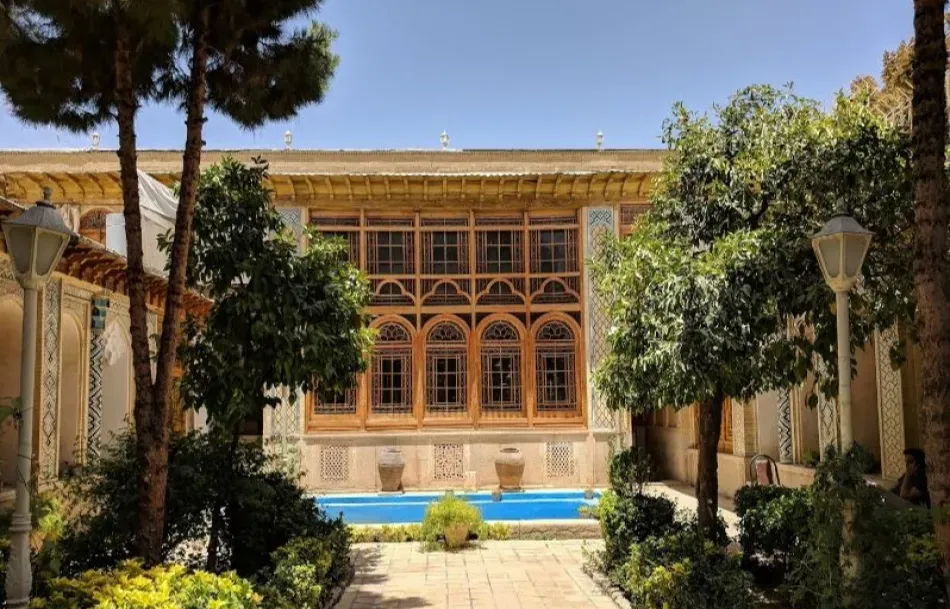 موزه هنر مشکین فام (خانه فروغ الملک)