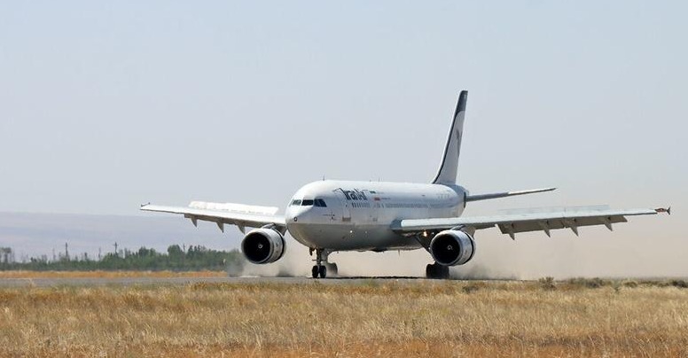 فرودگاه توحید جم