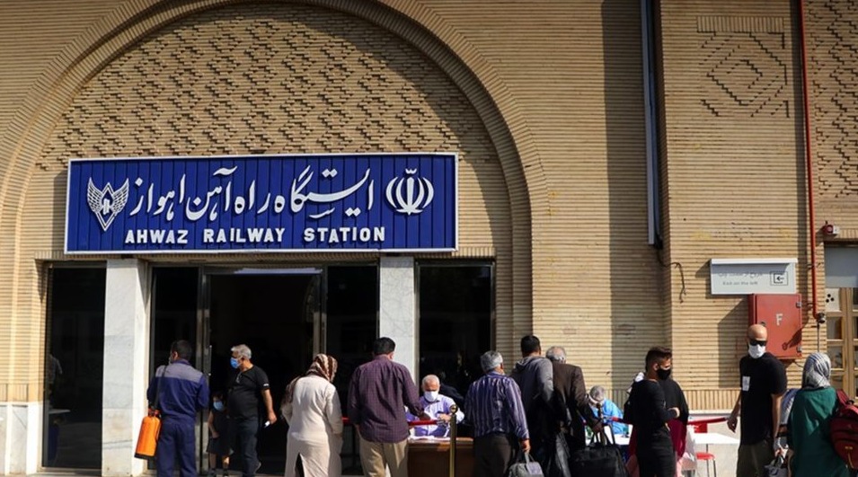 ایستگاه راه‌آهن اهواز