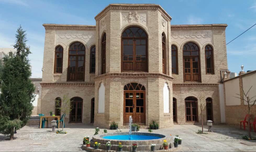 موزه اقوام گرمسار (خانه باقری ها)