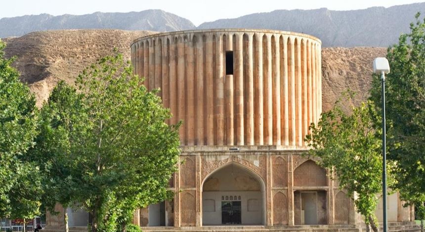 موزه کلات نادری (عمارت تاریخی خورشید)