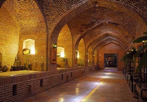 کاروانسرای تاریخی حاج فرامرز خان