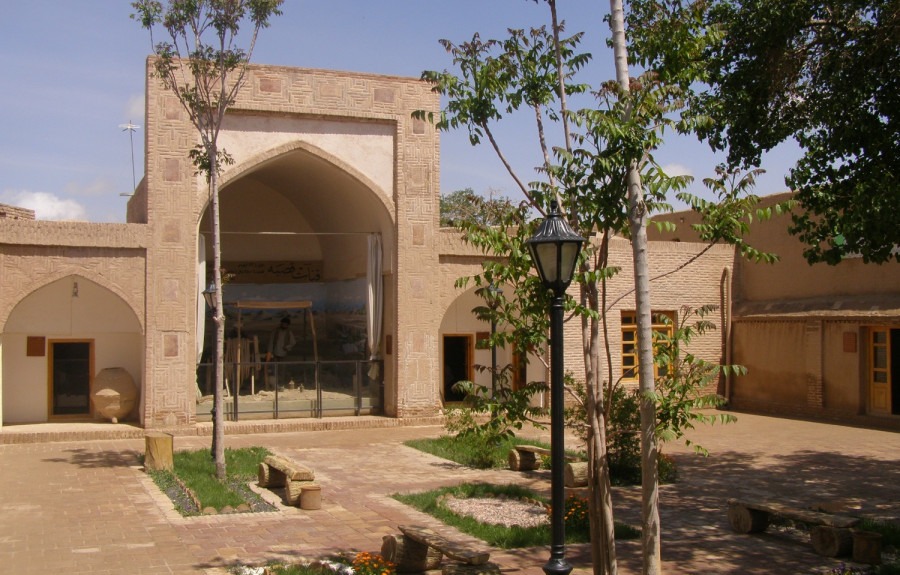 مدرسه نجومیه