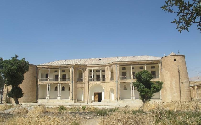 قلعه امیر مفخم بختیاری دزک