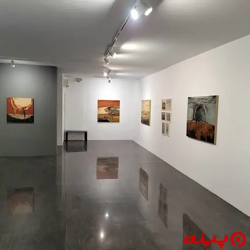 گالری نقاشی عصر