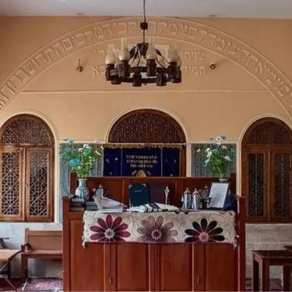کنیسه ملاحنینا