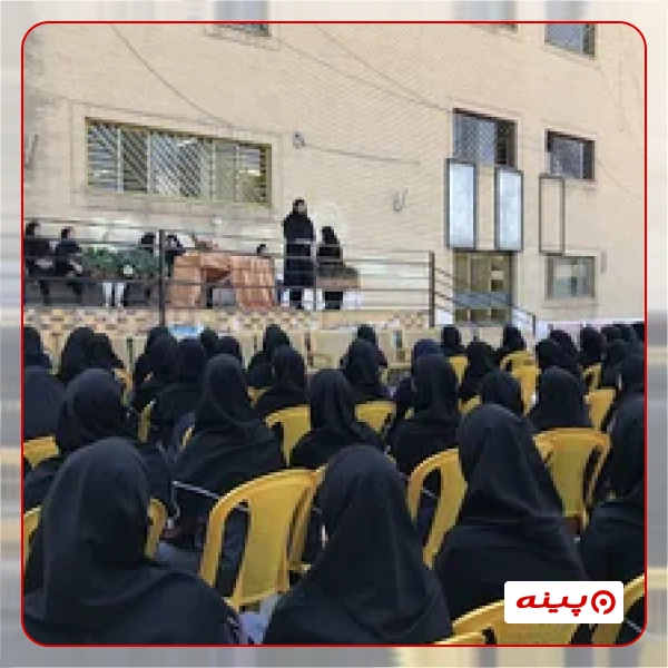هنرستان دخترانه نمونه دولتی آزادگان در پل رومی 