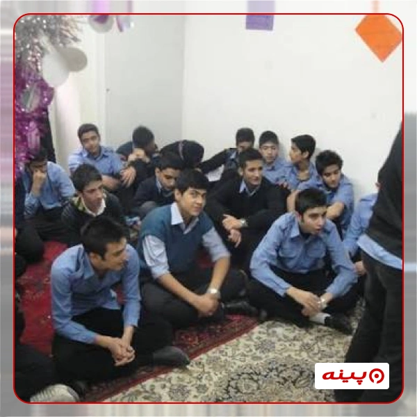 مدرسه پسرانه دانش پژوهان خیام در میدان قدس 