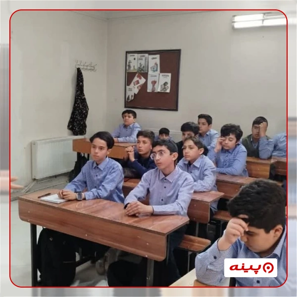 متوسطه دور اول پسرانه دانش در خیابان سپیده جنوبی 