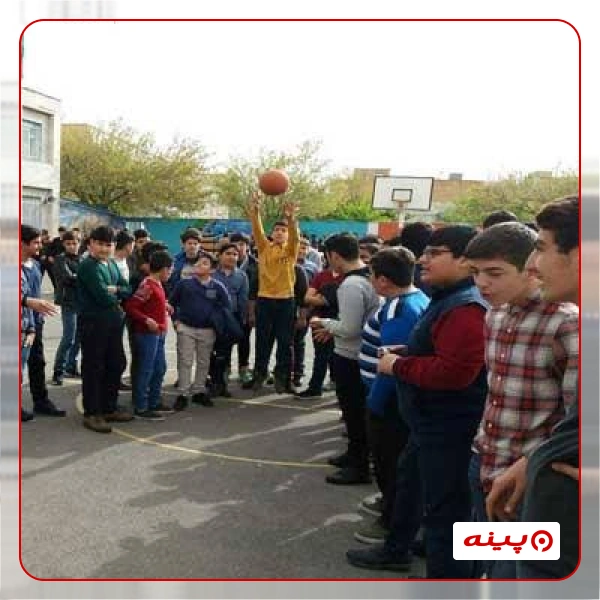 متوسطه دوره اول پسرانه شهدای مدافع حرم 